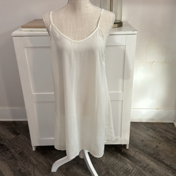 Diane Von Furstenberg NWT Crochet Flower Unique Sheer Dress with 2 Free Slips - Picture 7 of 17